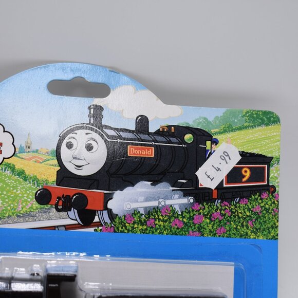 Donald No. 9 - Thomas the Tank Engine & Friends Ertl Collection Diecast 1993 - Picture 5 of 12